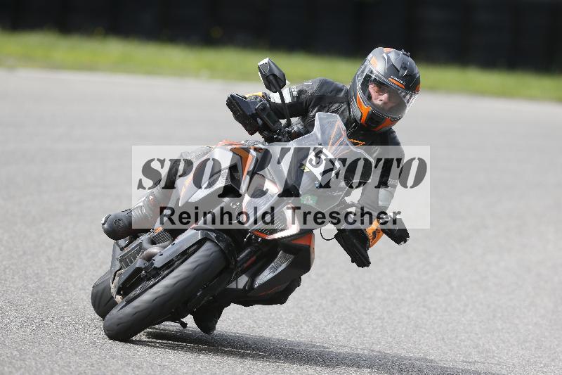/53 16.09.2025 Track Day Domi Aegerter ADR/Gruppe gruen/57
